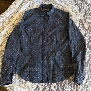 Pierre Cardin
long-sleeve button-up blue shirt